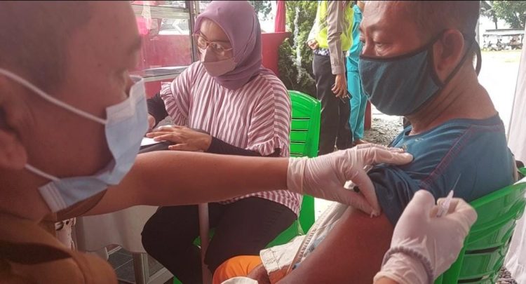 Vaksinasi Pospam Kota Agung