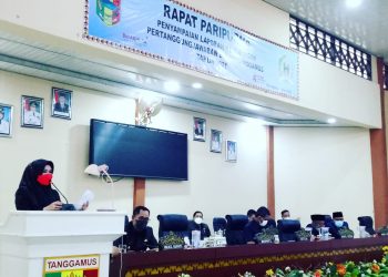 Dewi Handajani Menyampaikan LKPJ, tanggamus.lappung.com