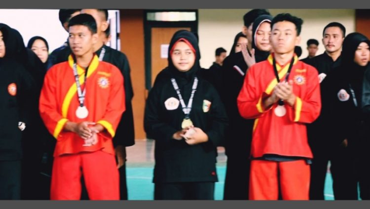 Pesilat Tapak Suci Juara Umum