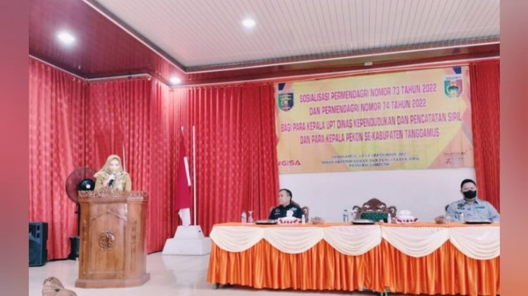 Dewi Handajani Menghadiri Sosialisasi Permendagri