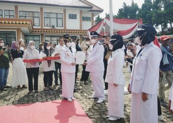 Pelantikan 68 Kepala Pekon di Tanggamus