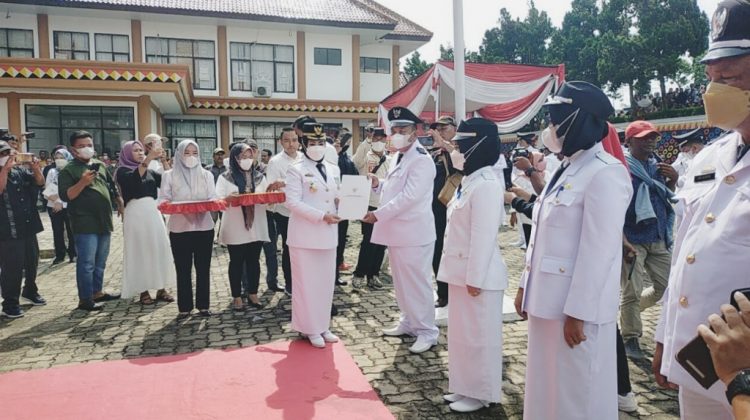 Pelantikan 68 Kepala Pekon di Tanggamus